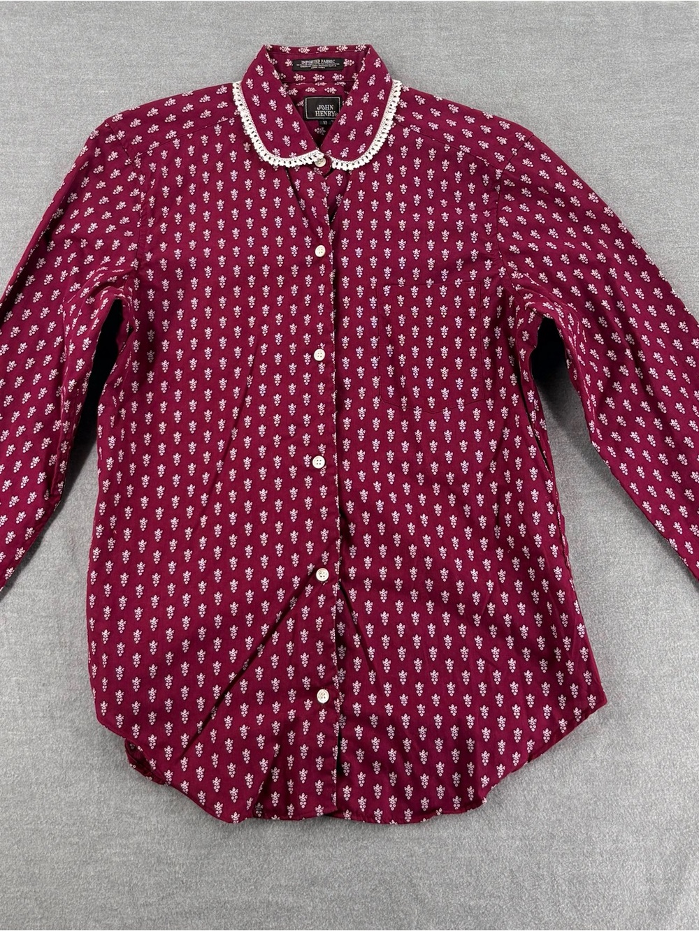 Classic Girls' Burgundy Printed Button-Up Top with Lace Collar